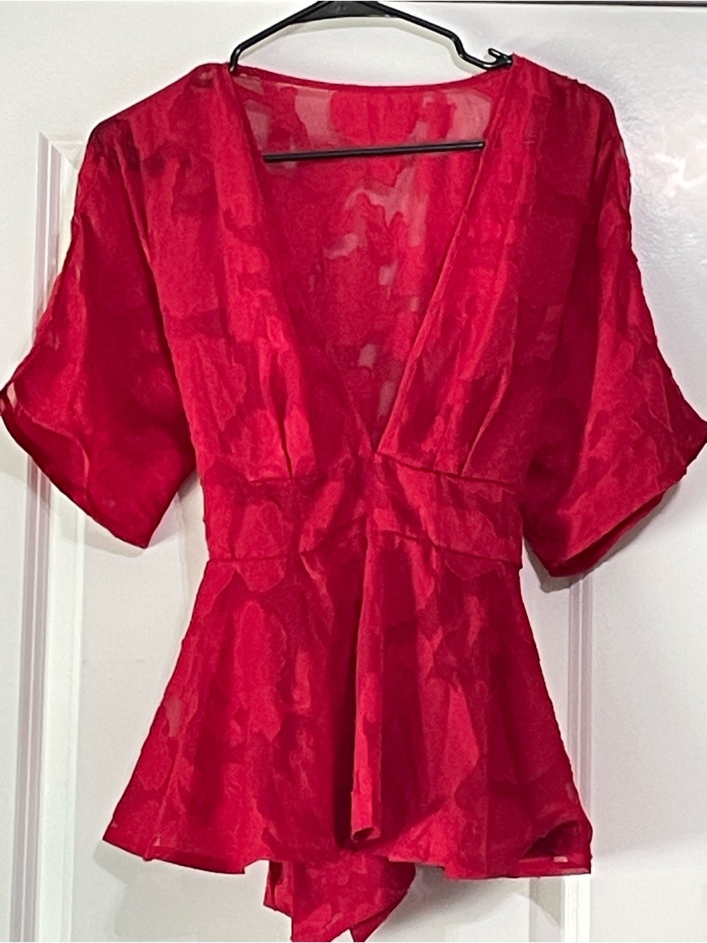 Stunning Vibrant Red Sheer Floral V-Neck Blouse W/Tie Back Size M